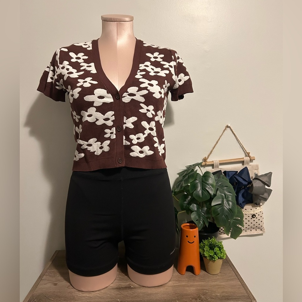 NWT Garage Brown Cropped Cardigan with White Flower Pattern